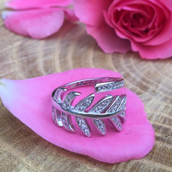 Silver CZ Resizable Ring - Picture 3 of 8